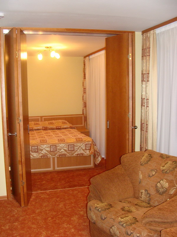 2-комнатный 2-местный номер Lux 210 ГК "Нарочь"