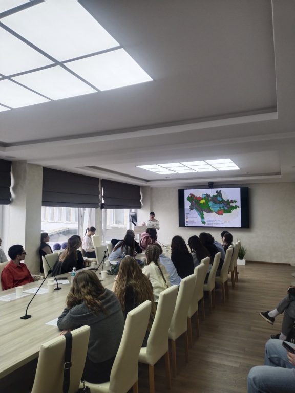 IMG-802fe5c129ce7a6343cc0924fb10834d-V