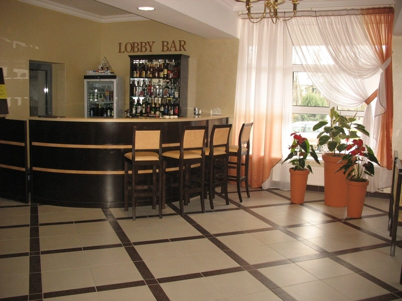 Lobby Bar